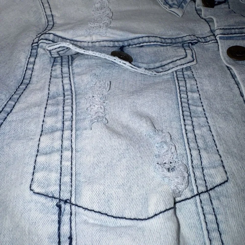 Unbranded ministry fashion